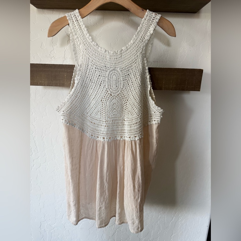 Crochet gauzy muslin tan beige tank,sleeveless beachy blouse•••neutral,LARGE - Picture 2 of 10
